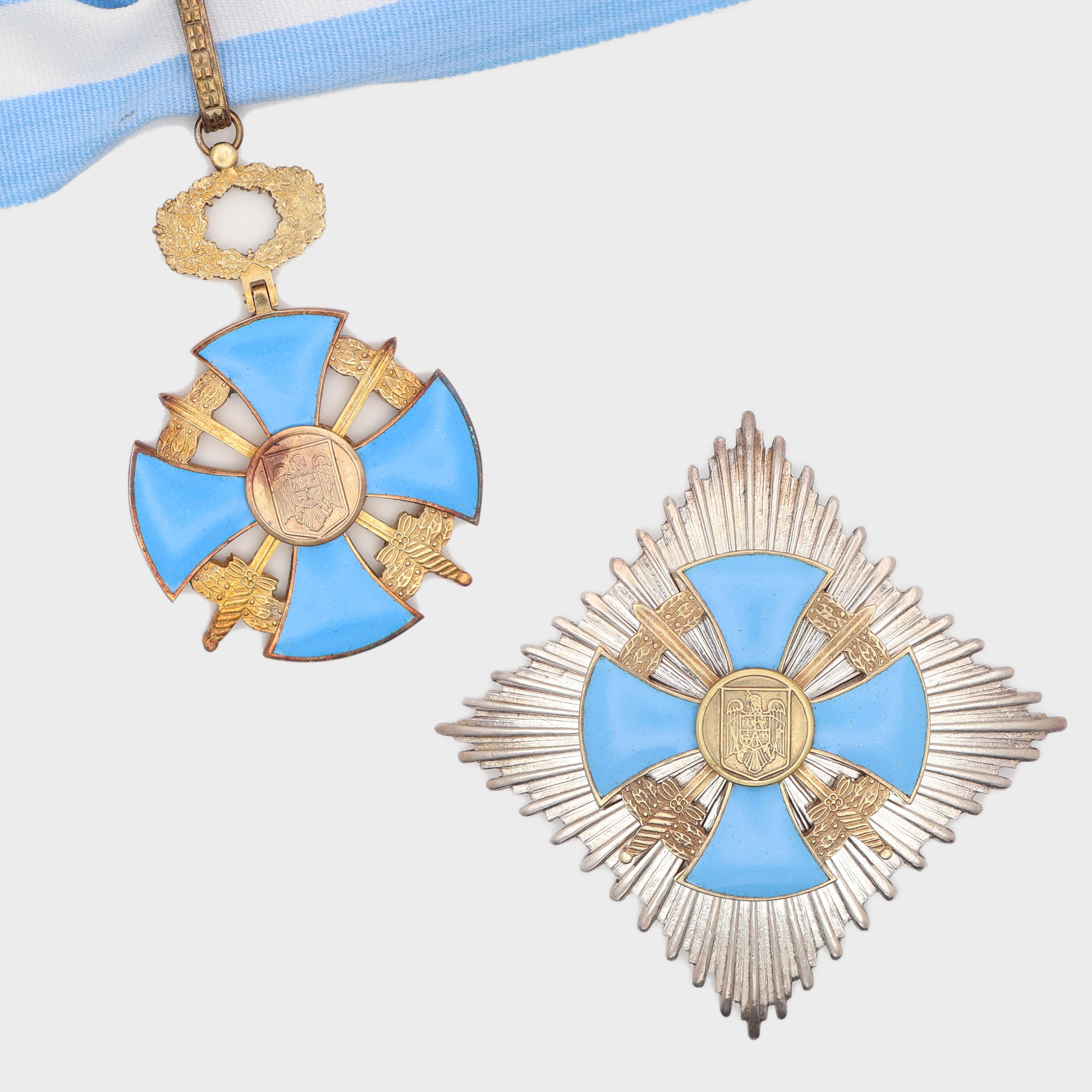 Romanian Order of Loyal Service Grand Officer Set, Military w/ Swords, Wartime (#008)